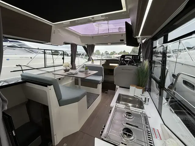 Balt Yacht SunCamper 31 - Electric