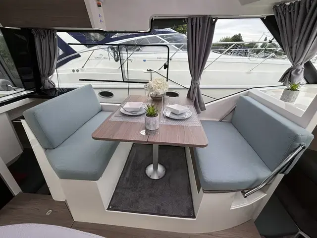 Balt Yacht SunCamper 31 - Electric