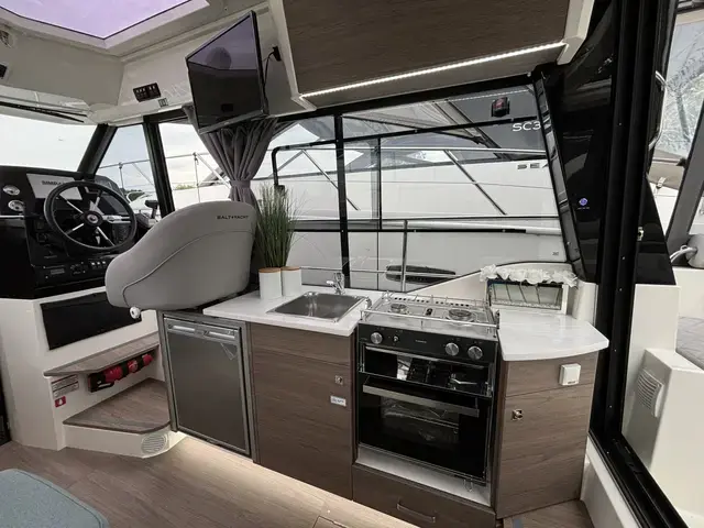 Balt Yacht SunCamper 31 - Electric