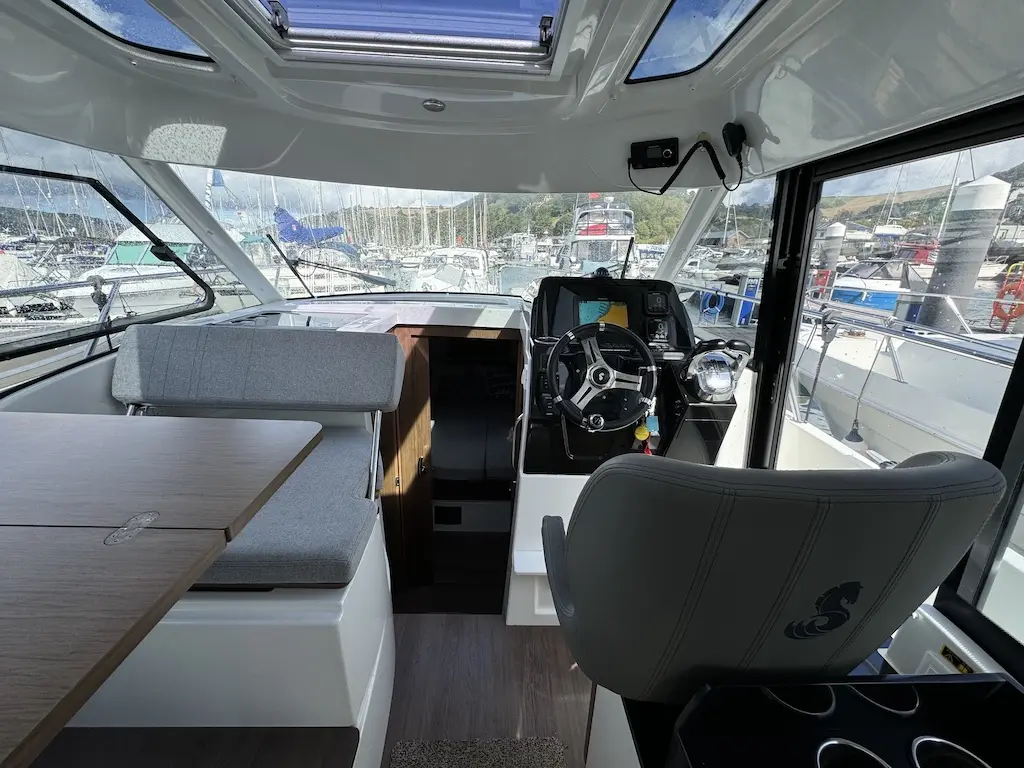 2018 Beneteau antares 9