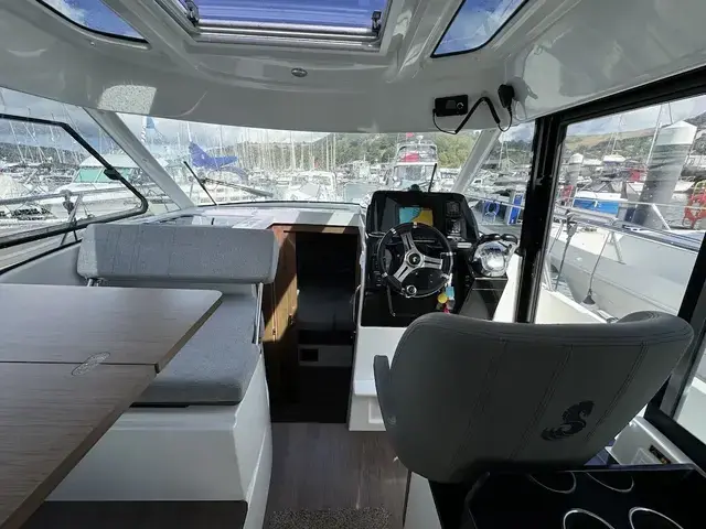 Beneteau Antares 9