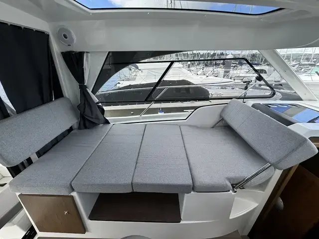 Beneteau Antares 9