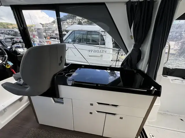 Beneteau Antares 9