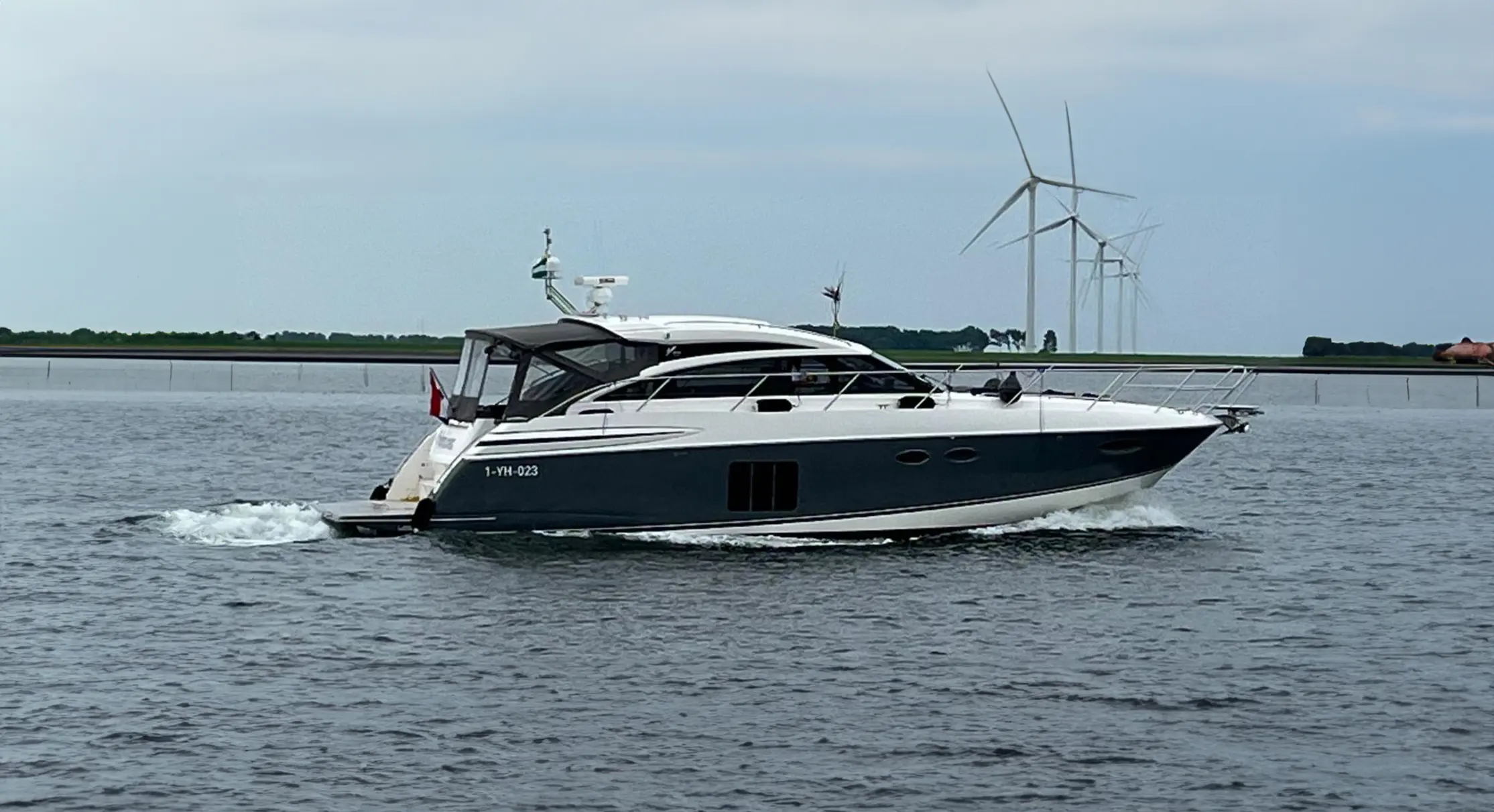 2012 Princess v52