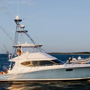 2015 Hatteras 70 Convertible