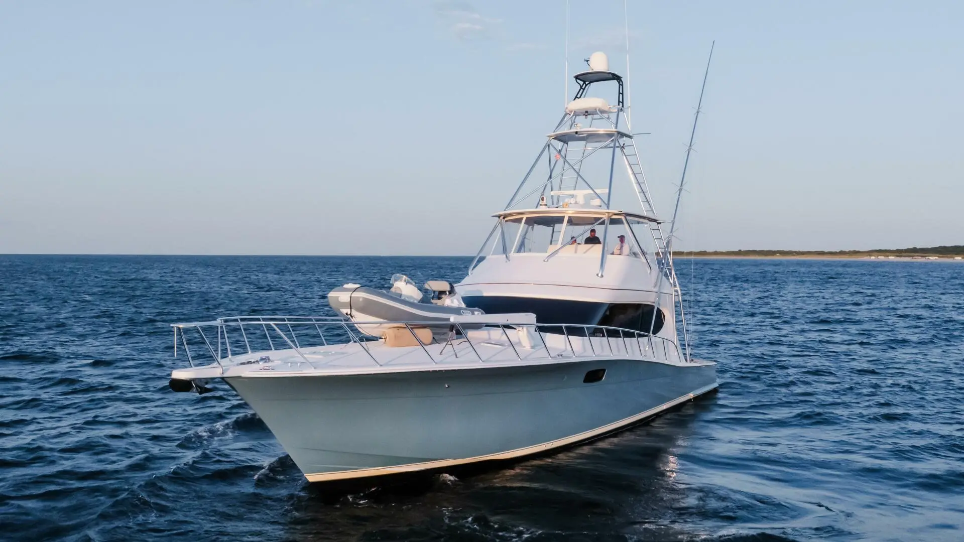 2015 Hatteras 70 convertible