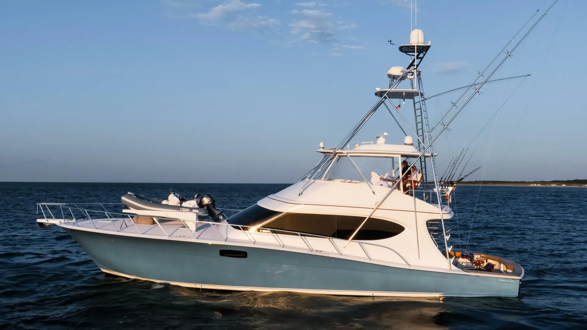 2015 Hatteras 70 convertible