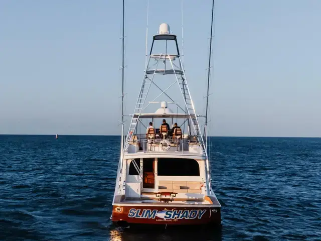 Hatteras 70 Convertible