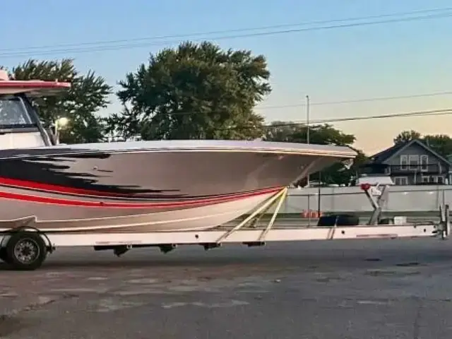 Fountain Powerboats 38 SC