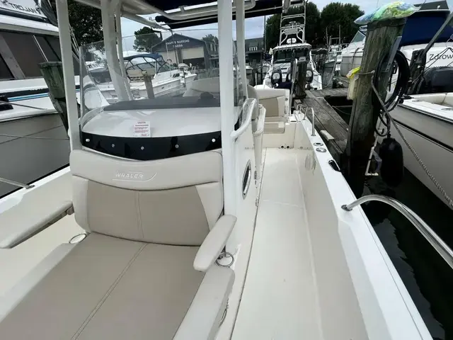 Boston Whaler 27 Dauntless