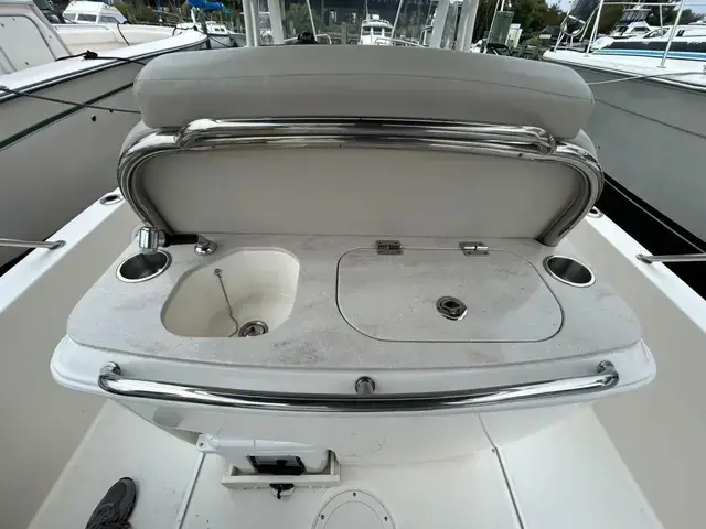 Boston Whaler 27 Dauntless