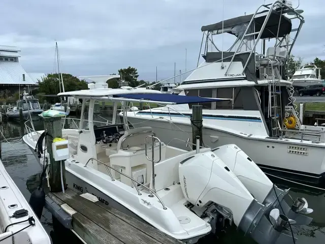 Boston Whaler 27 Dauntless