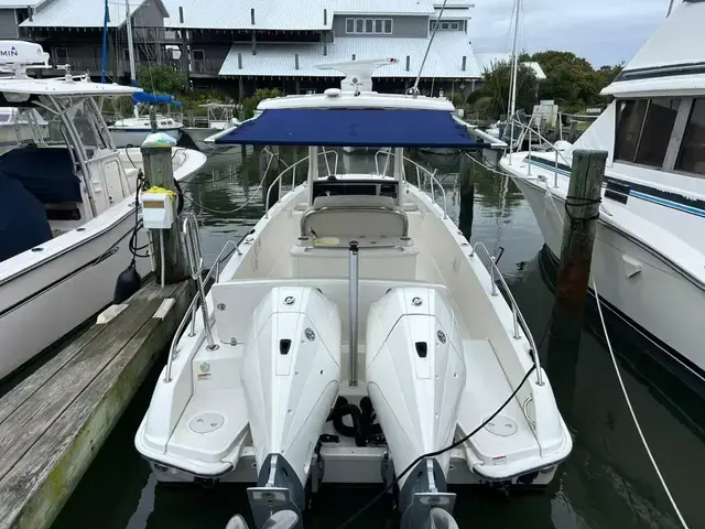 Boston Whaler 27 Dauntless