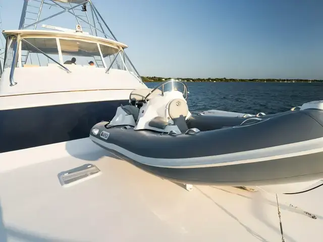 Hatteras 70 Convertible