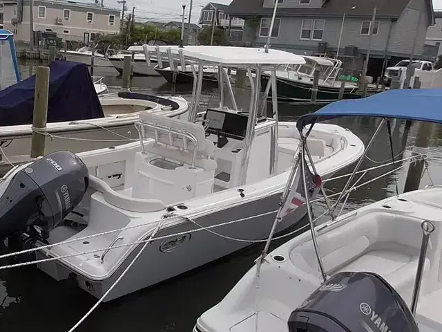 Sea Hunt Boats ULTRA 229