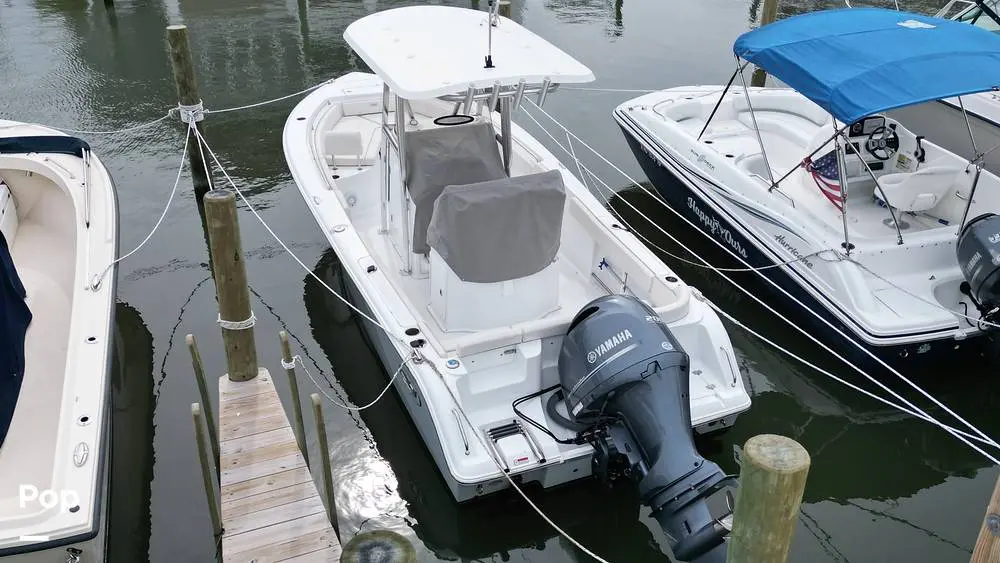 2023 Sea Hunt 229 ultra