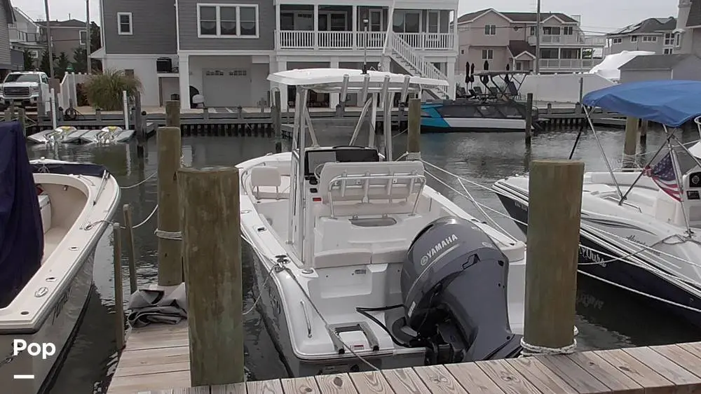 2023 Sea Hunt 229 ultra