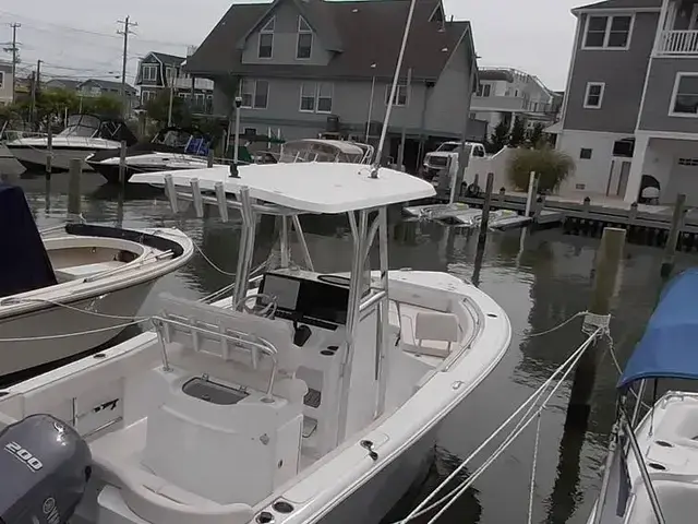 Sea Hunt Boats ULTRA 229