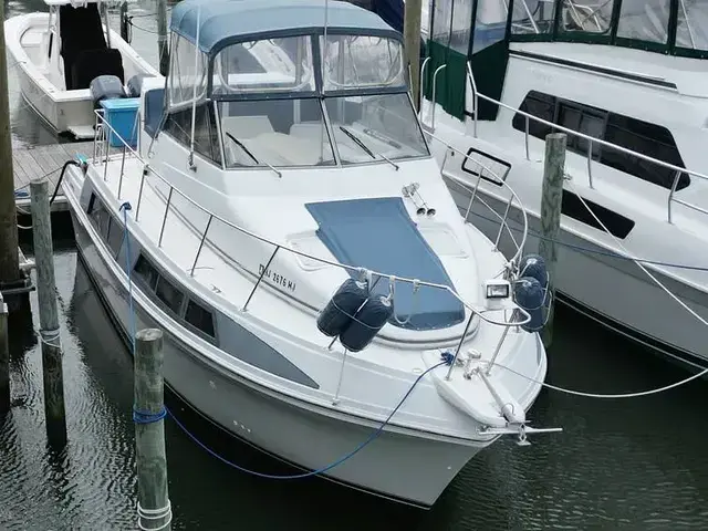 Carver 330 Mariner