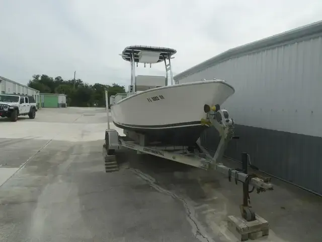 Shamrock Boats Center Console