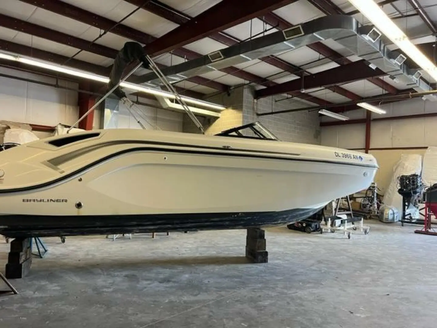 2021 Bayliner dx 2200