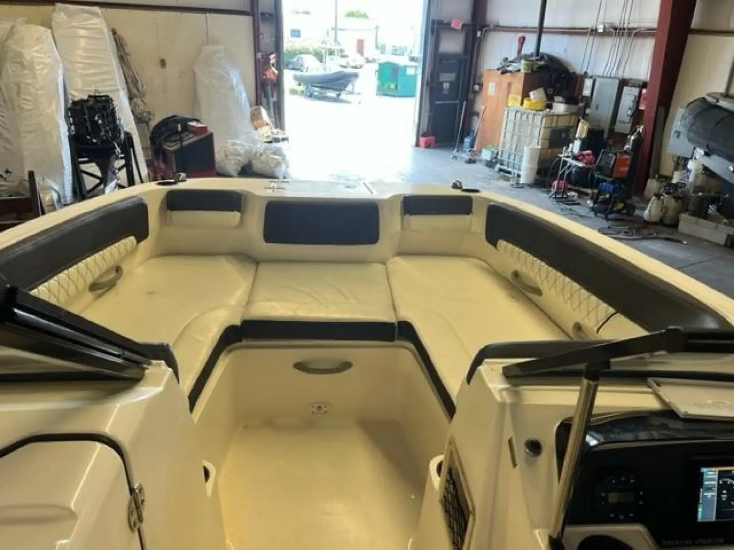 2021 Bayliner dx 2200