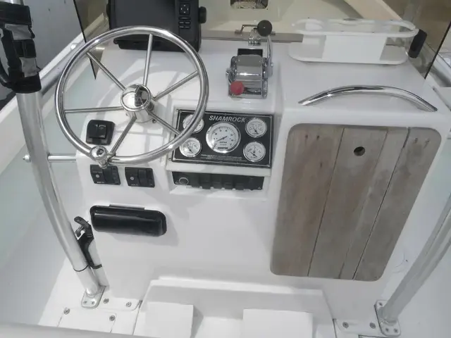 Shamrock Boats Center Console