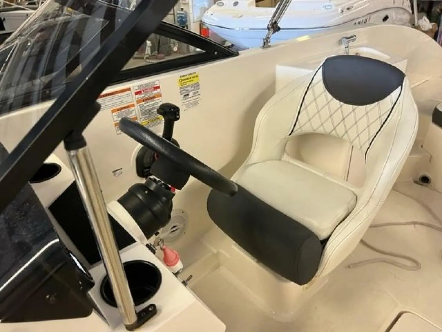 2021 Bayliner dx 2200