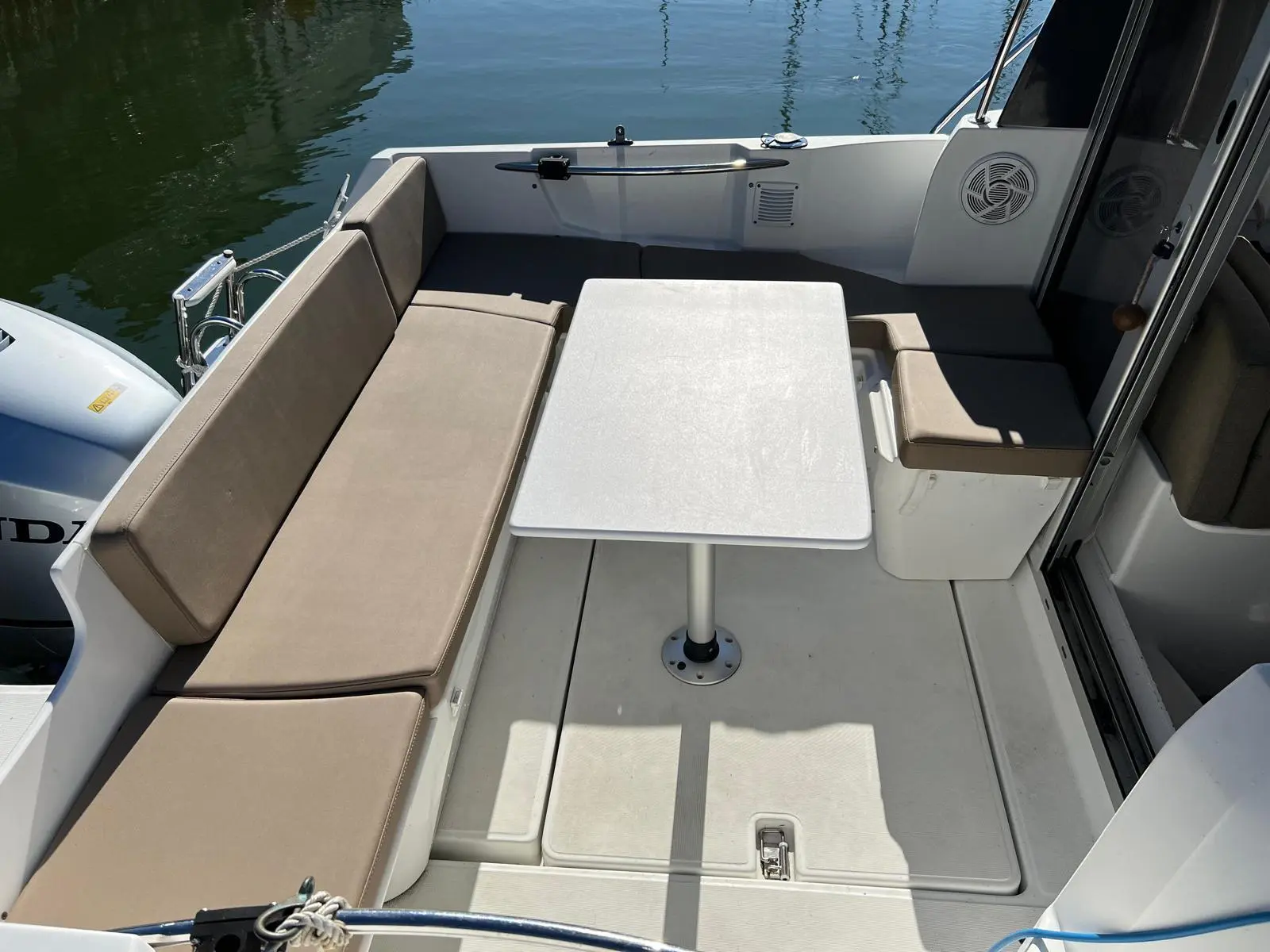 2014 Jeanneau merry fisher 645