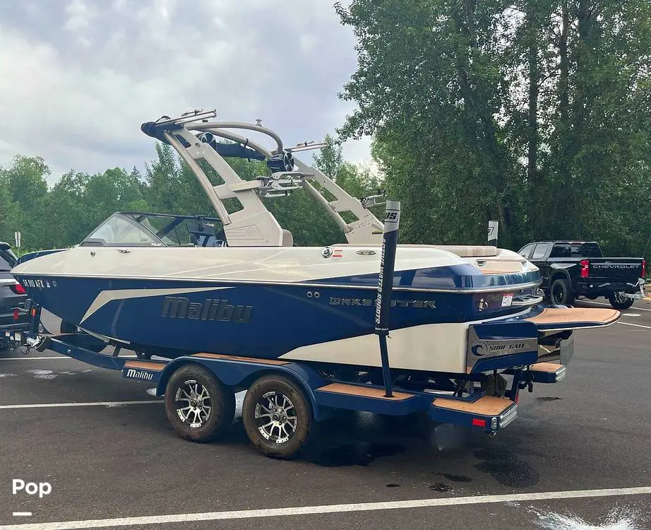 2017 Malibu 21 vlx