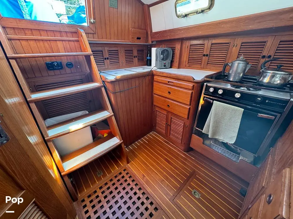 1981 Passport 40