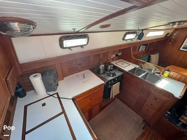 PASSPORT YACHTS 40