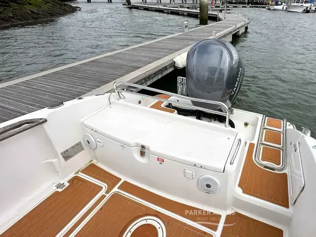 Sessa Marine Key Largo 26