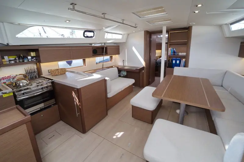 2020 Beneteau oceanis 461