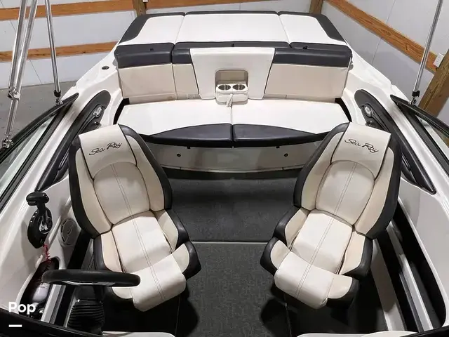 Sea Ray 205 Sport