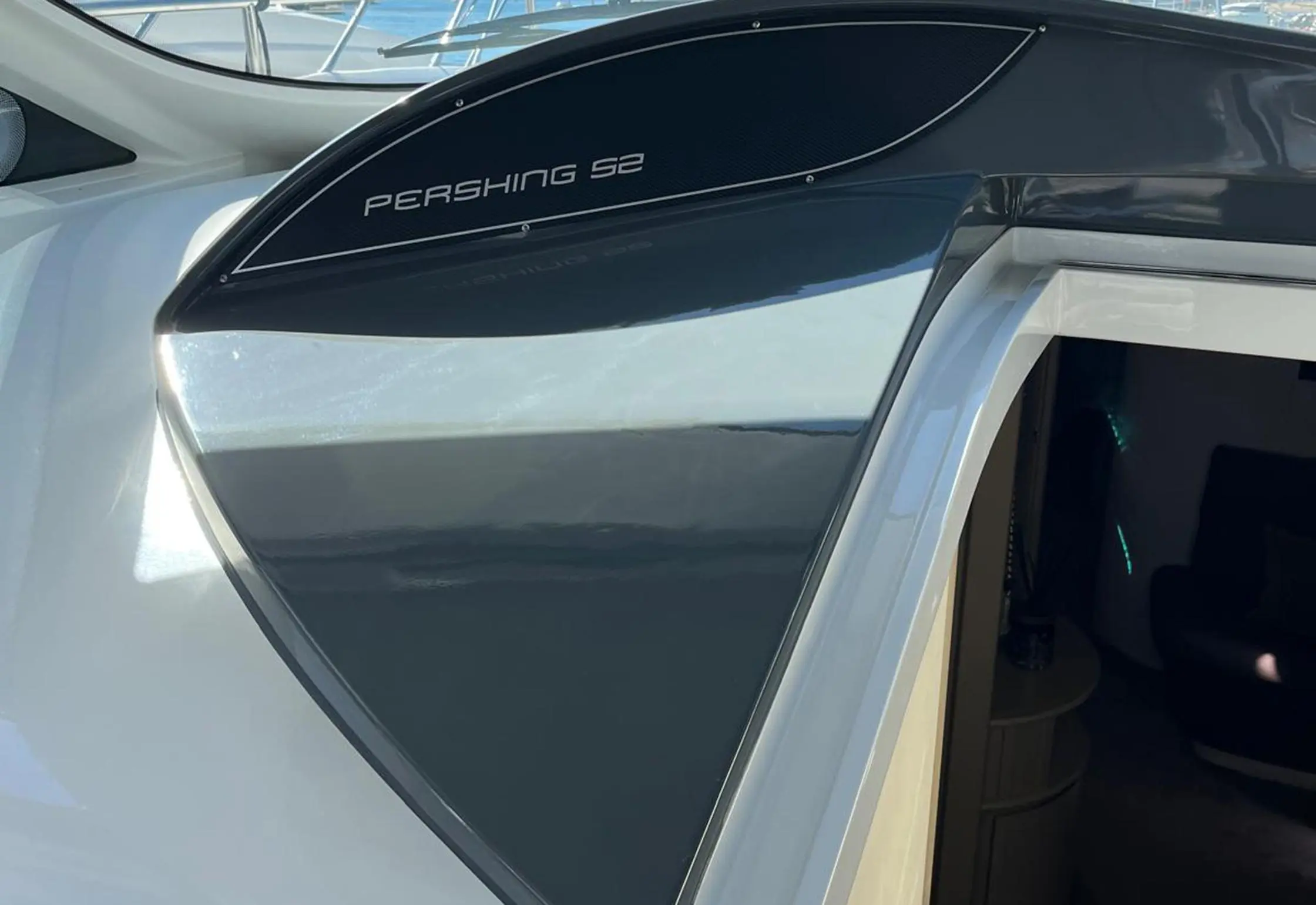 2002 Pershing 52