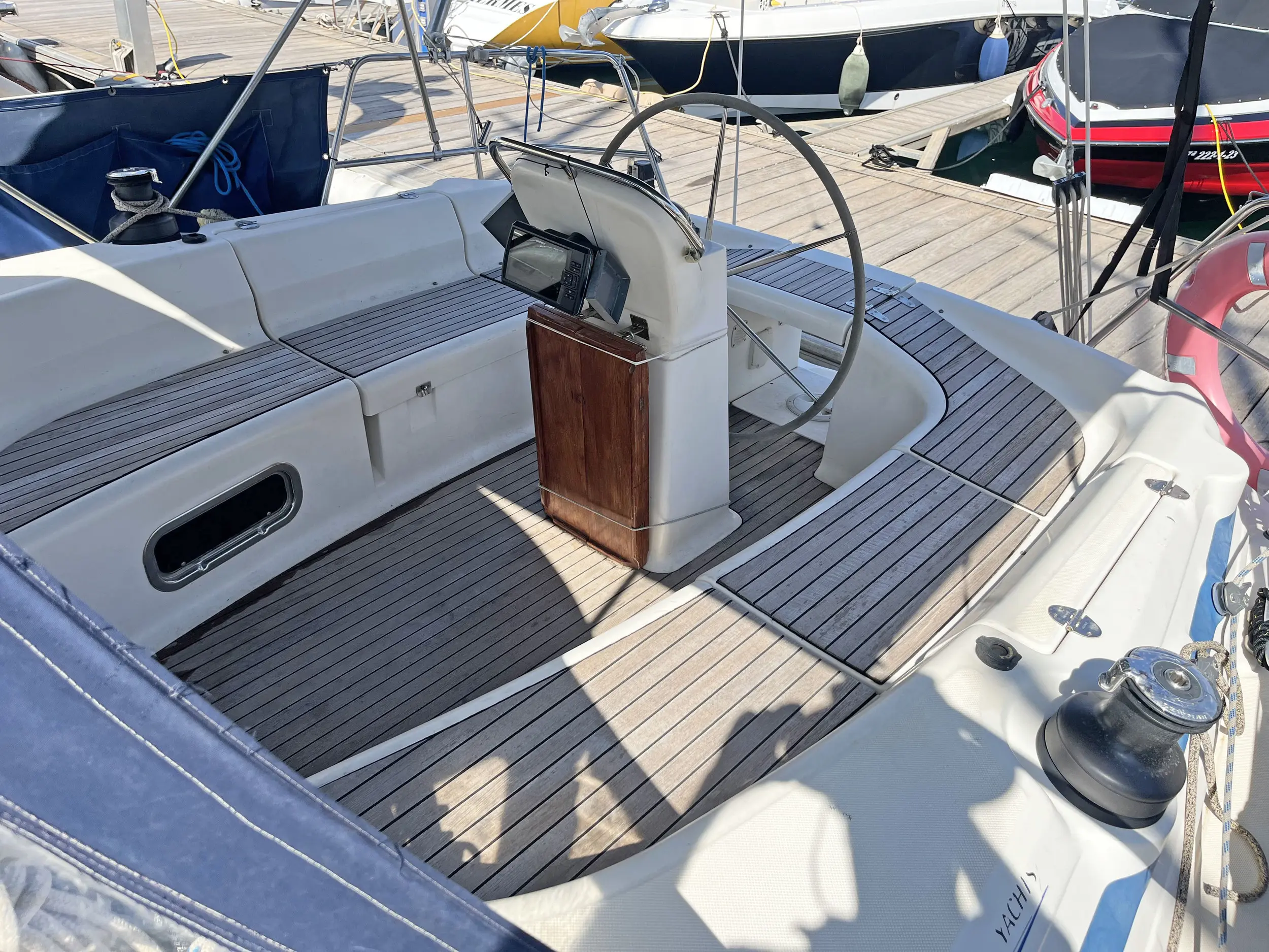 2001 Bavaria 40 (j&j design)