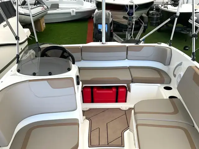 Quicksilver 475 aXess Open Boat - Cruiser