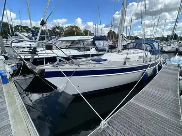 Hallberg Rassy 29