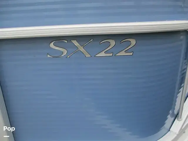 Bennington 22 SLX