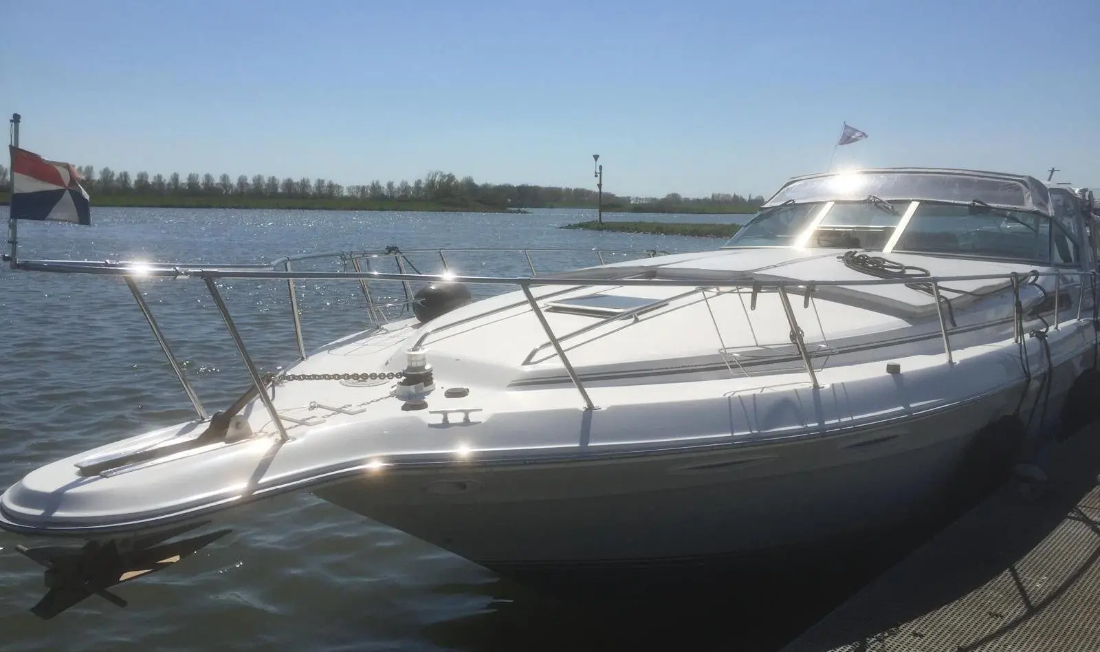 1992 Sea Ray 400 express cruiser