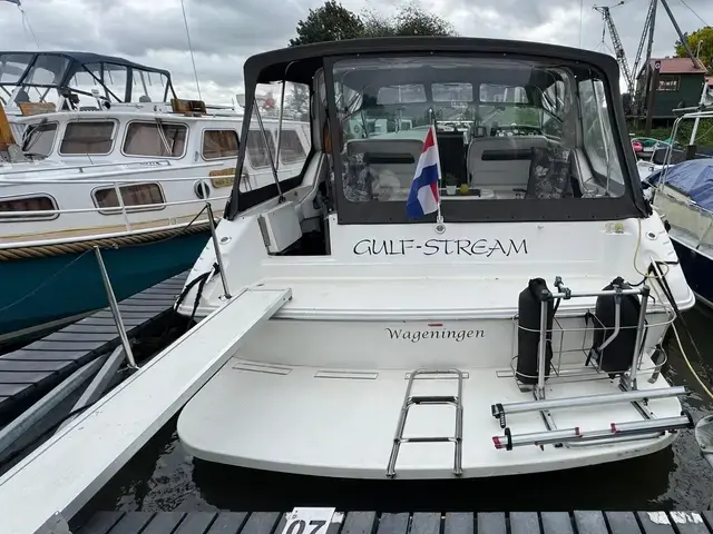 Sea Ray 400 Express Cruiser