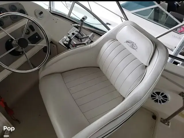 Bayliner Avanti 3488 Command Bridge