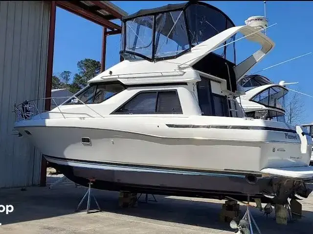 Bayliner Avanti 3488 Command Bridge