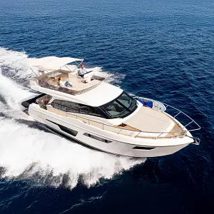 2021 Ferretti Yachts 500