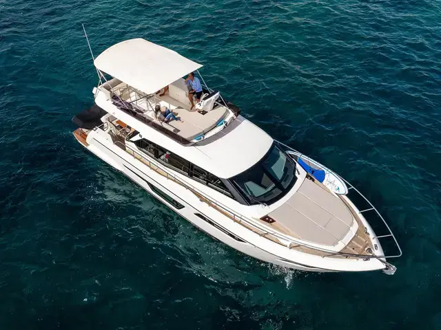 Ferretti Yachts 500