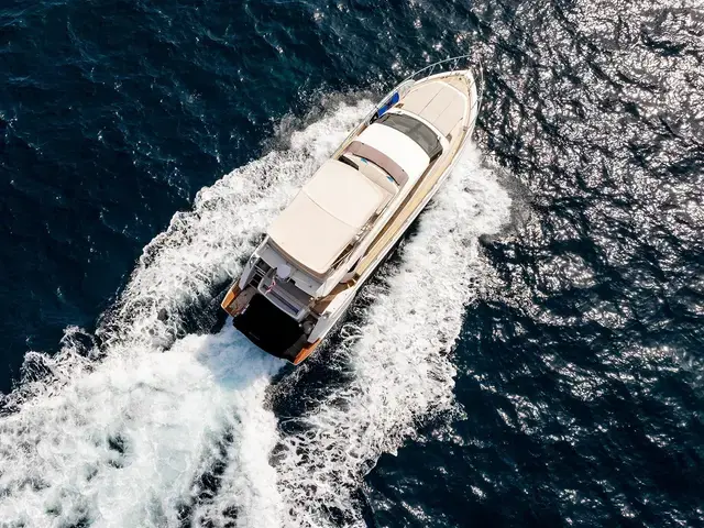 Ferretti Yachts 500