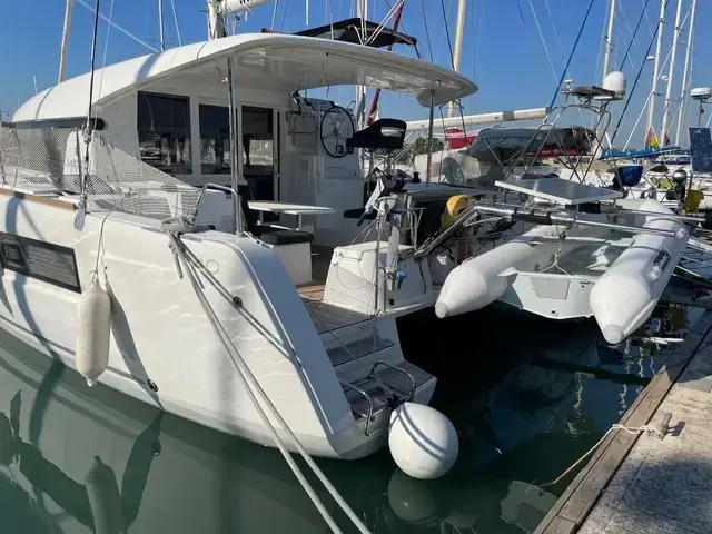 Lagoon 40