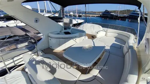 2006 Azimut 62