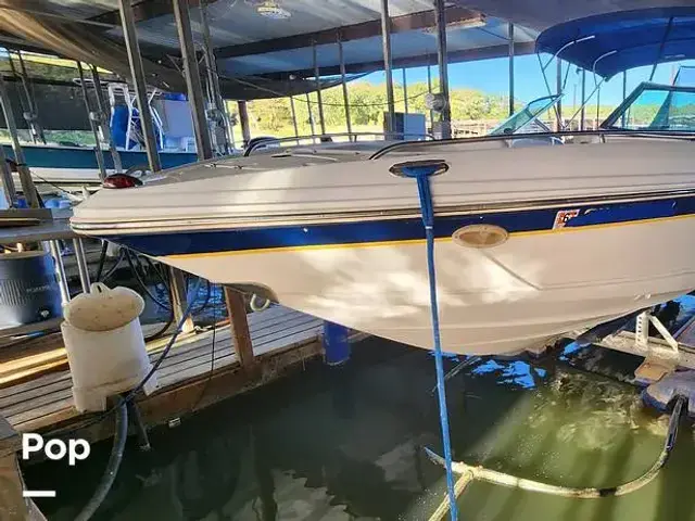 Chaparral 220 SSI